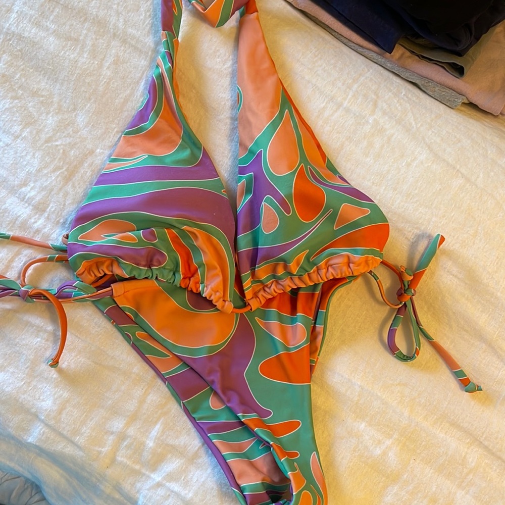Medium swimsuit set